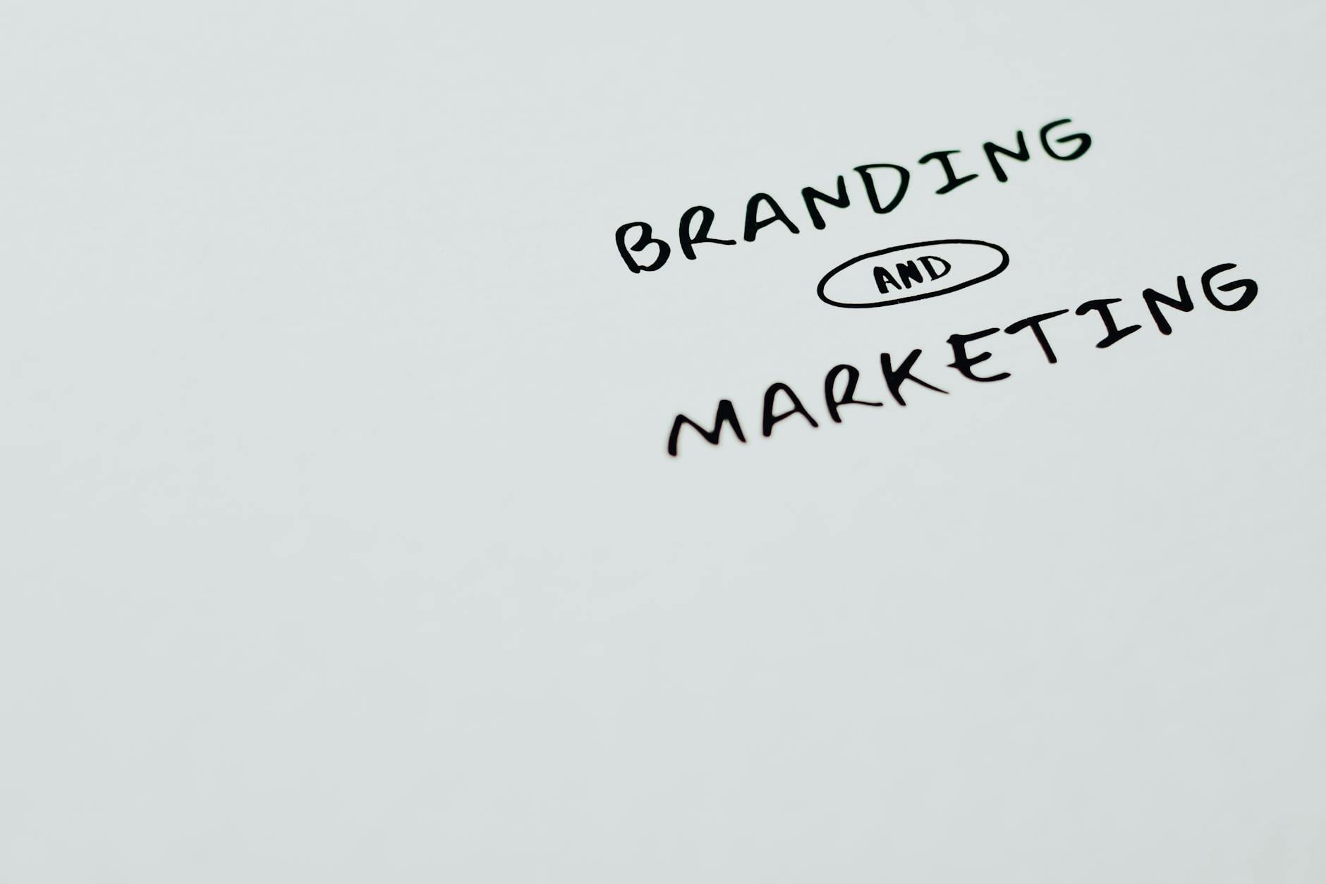 Membuat copywriting yang efektif dengan teknik persuasif
