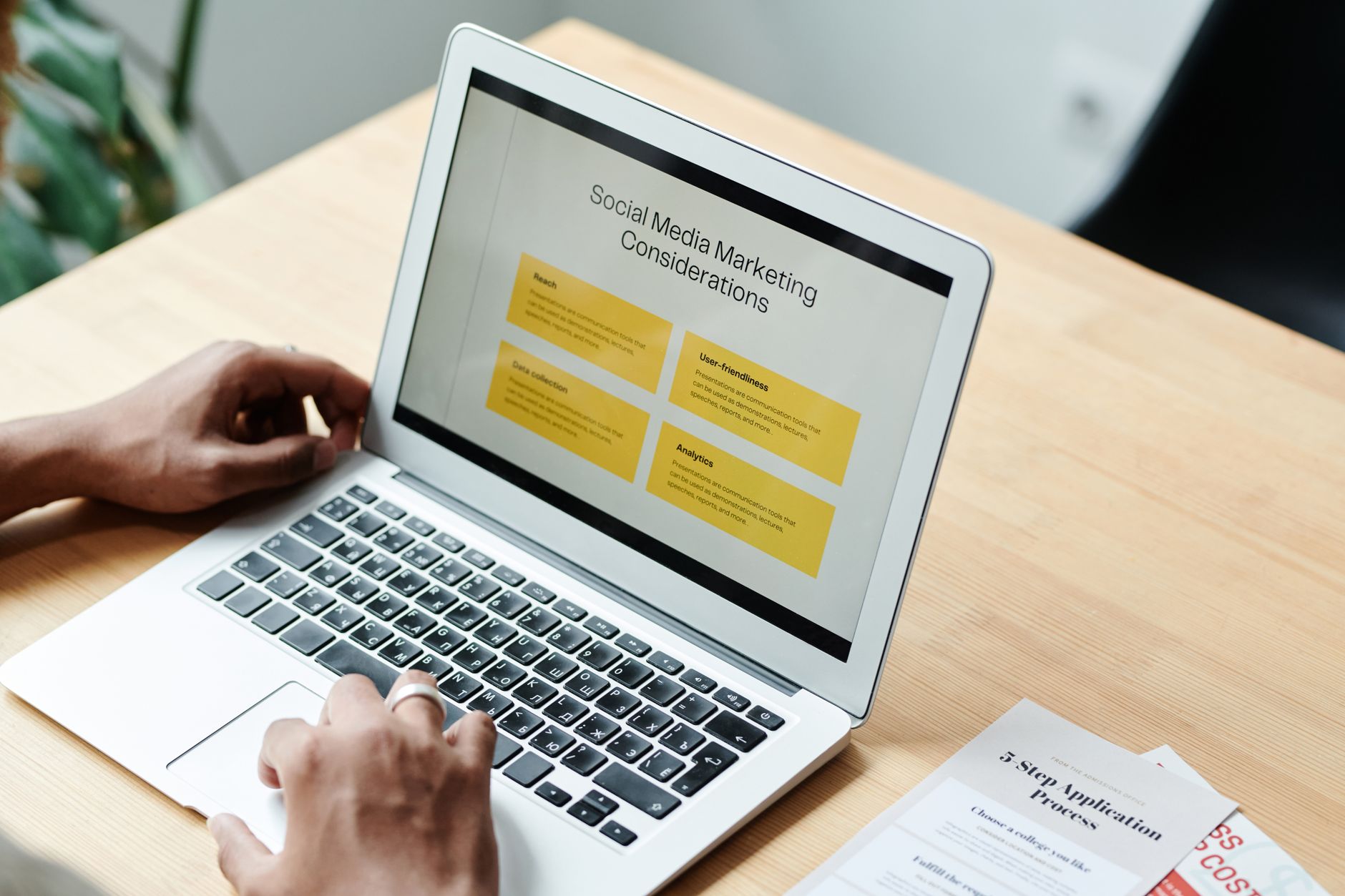 Kursus digital marketing online untuk meningkatkan kemampuan bisnis Anda