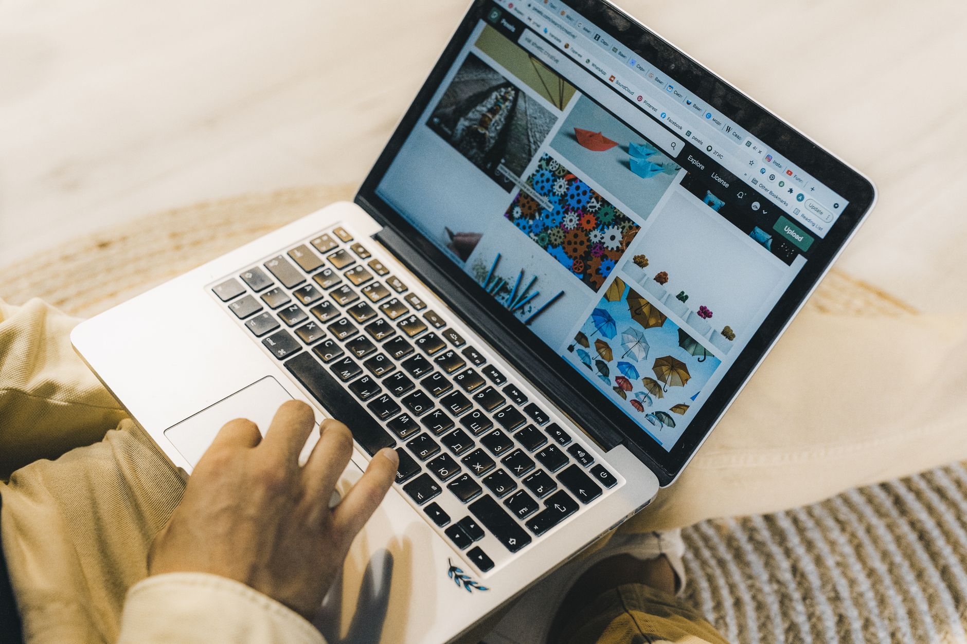 Jasa iklan bisnis online profesional untuk meningkatkan penjualan Anda